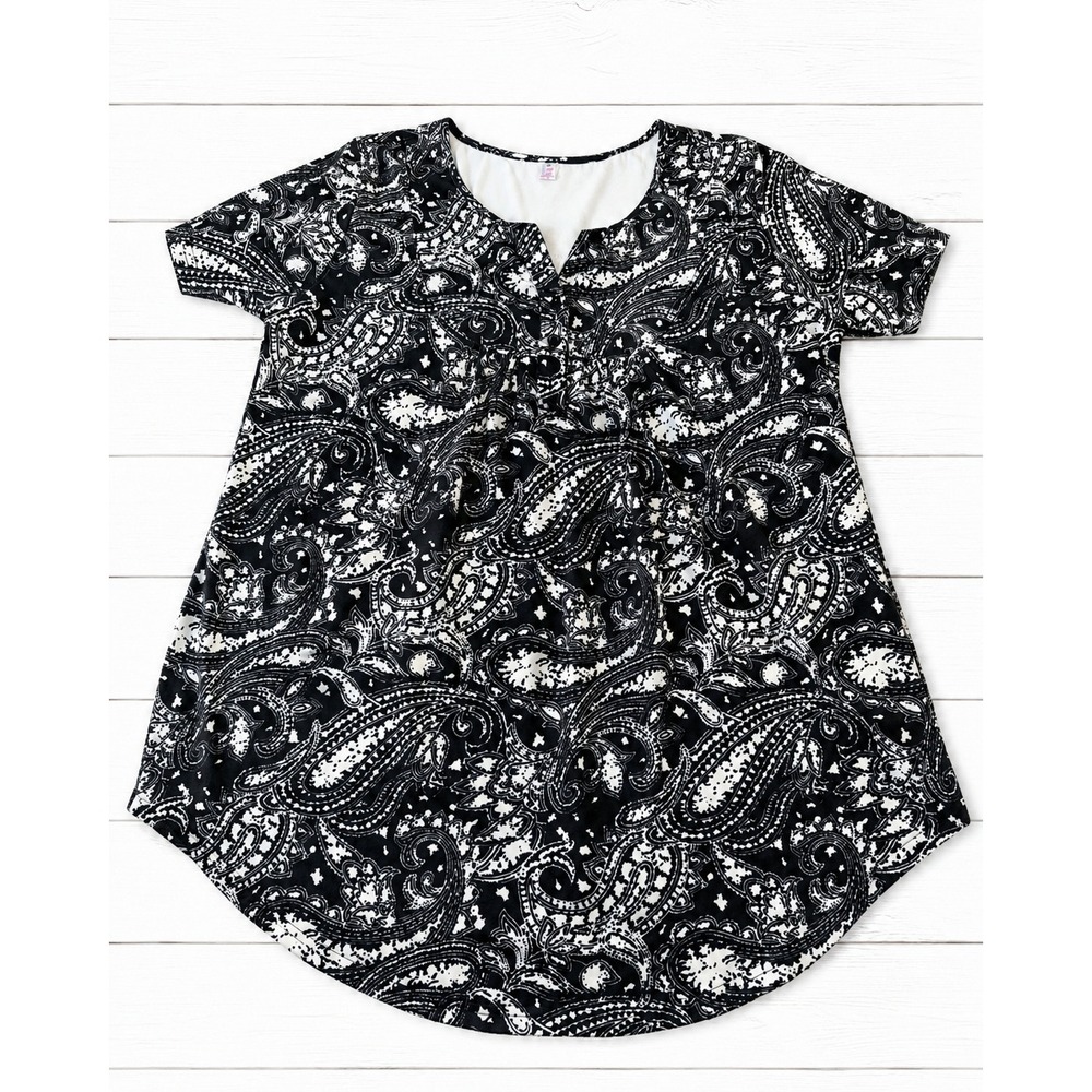 HAI LIFE Womens XL Paisley Print Short Sleeve Split V-Neck Tunic Top Black White